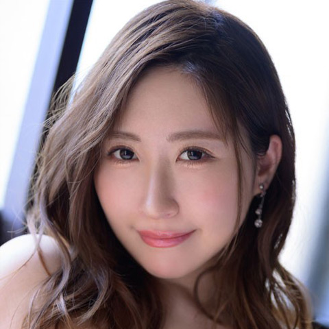 Kana Kusakabe (くさかべ かな) Profile Photo