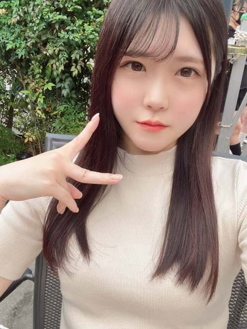 Akari Minase (皆瀬あかり) Profile Photo